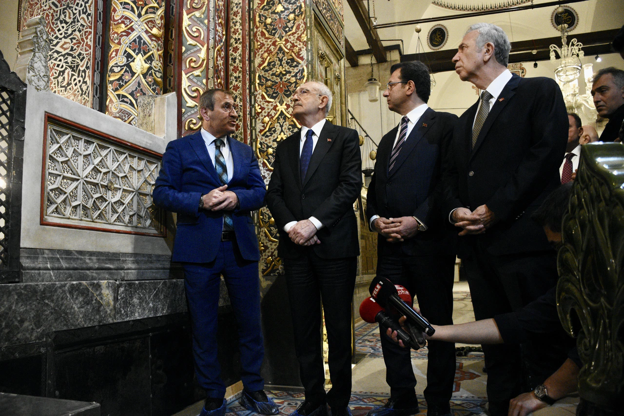 Kılıçdaroğlu Konya'da gaf üstüne gaf yaptı