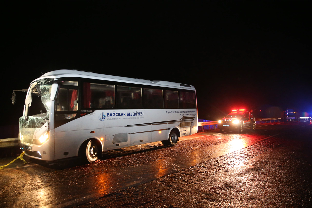 Kayseri'de otobüs devrildi: Atakan Sırbudak,  Hayri Ay ve Hilmi Eymen Dinleyici öldü