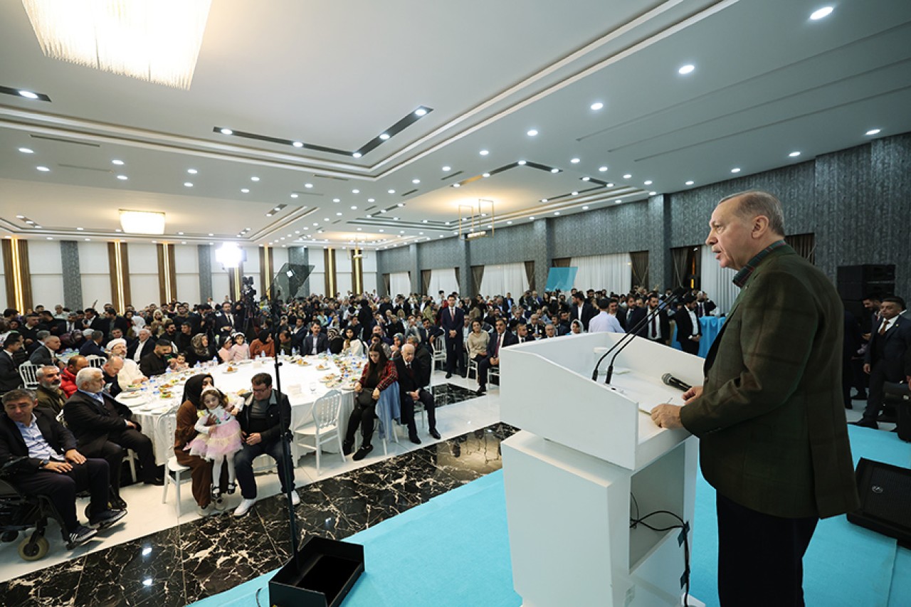 Erdoğan Diyarbakır'da düğün salonunda konuştu: Flaş açıklamalar