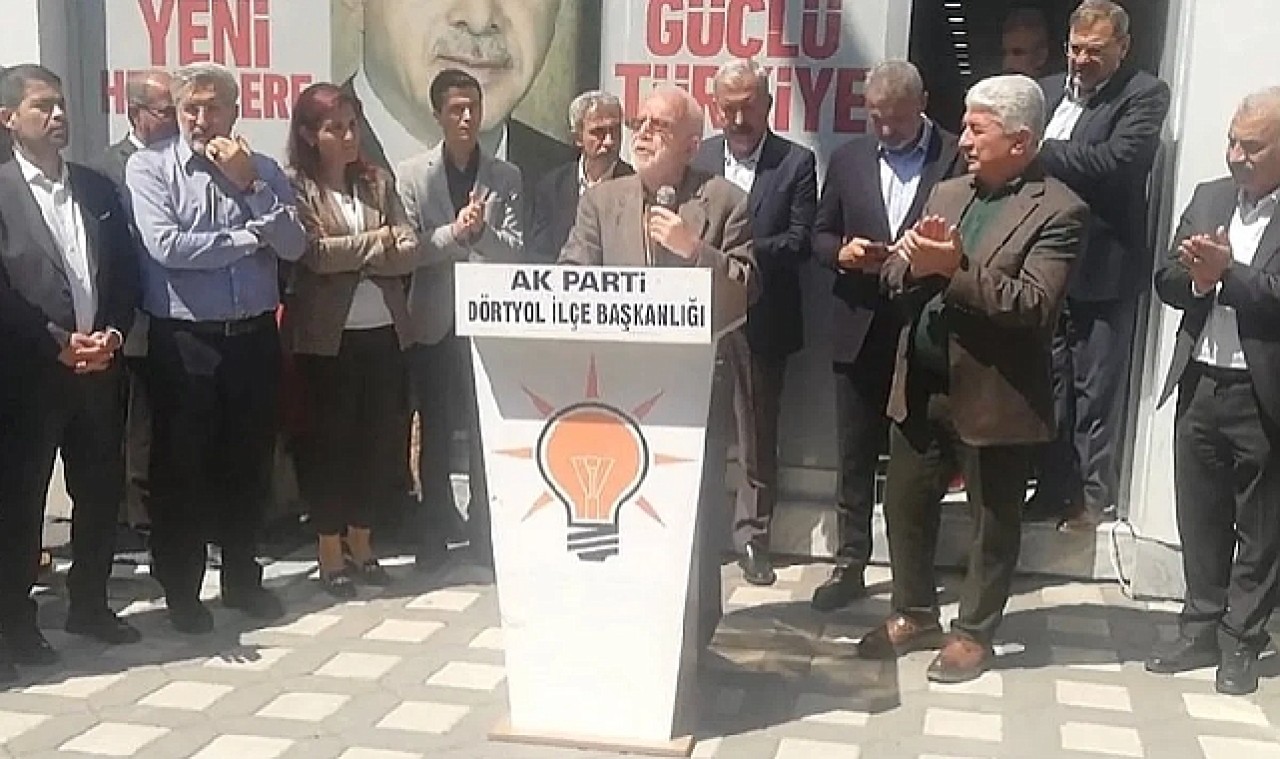 Hatay'da milletvekili tanıtım toplantısında inanılmaz sözler! 'Deprem Allah'ın kırbacı. Antakya'yı sildi Allah'