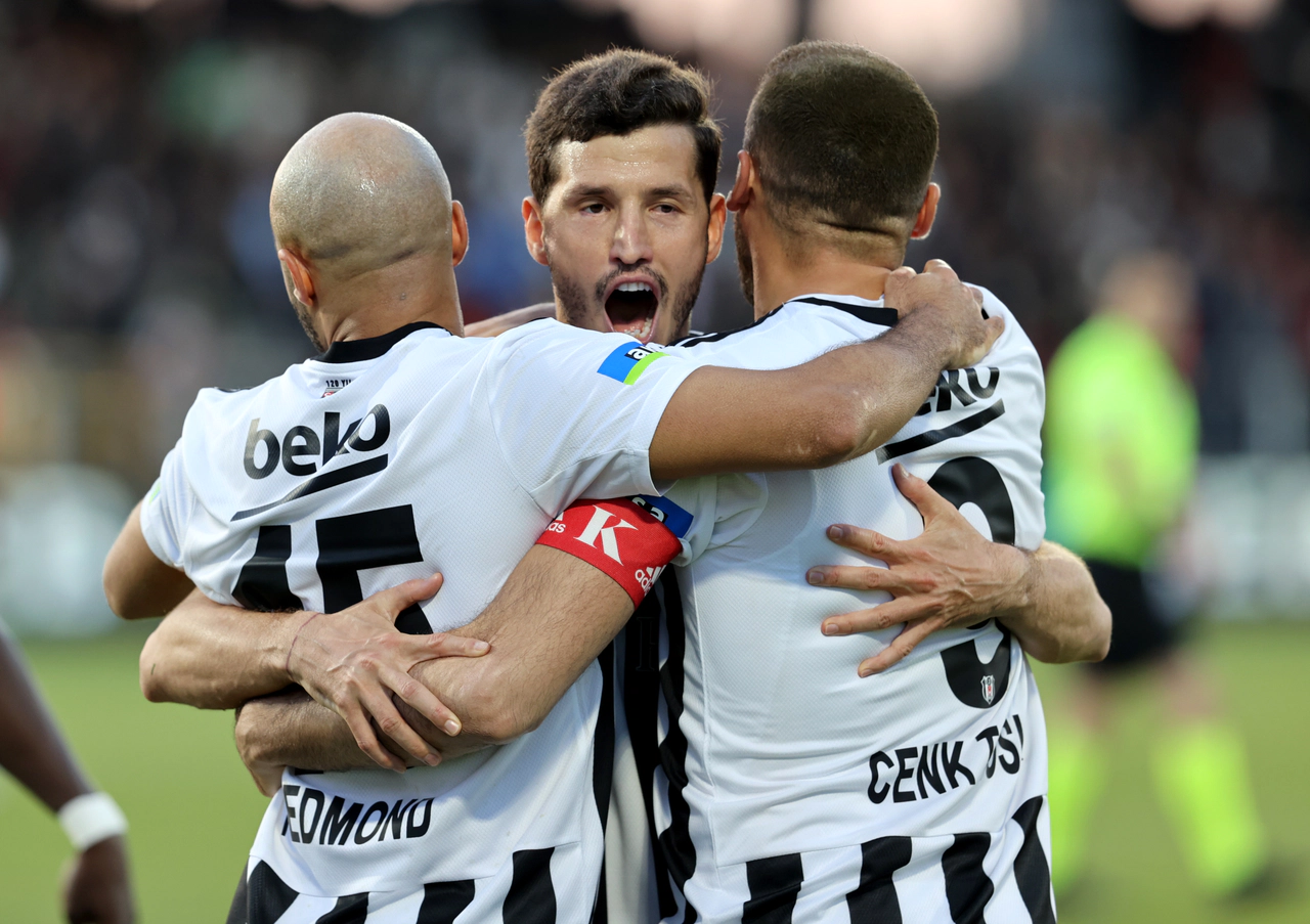 Beşiktaş Ümraniye'yi rahat yendi,  Galatasaray'a gözdağı verdi