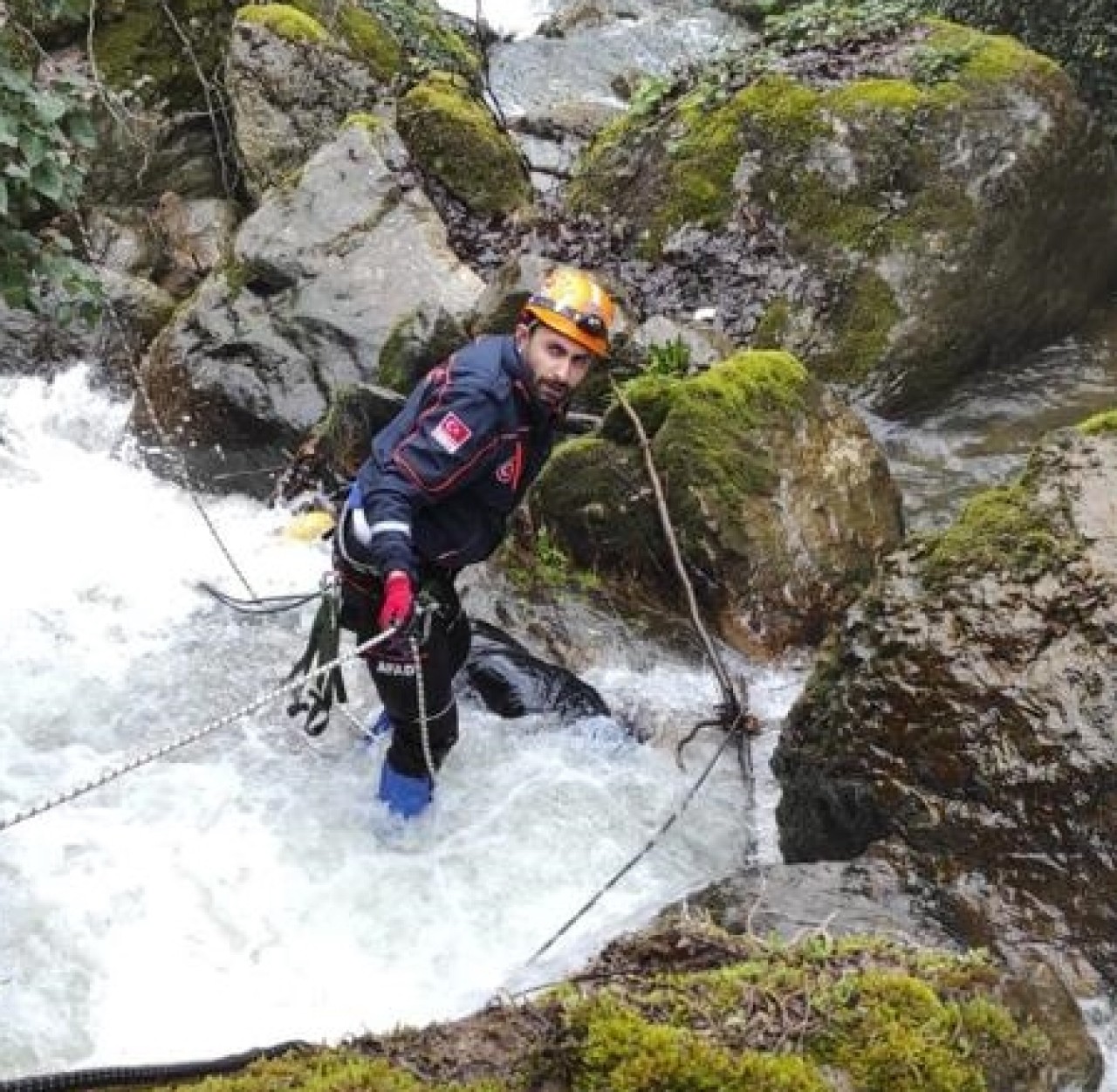 Bursa'da dereye düşen Esma Çiçek ve onu kurtarmak isteyen babası Mustafa Bolat öldü