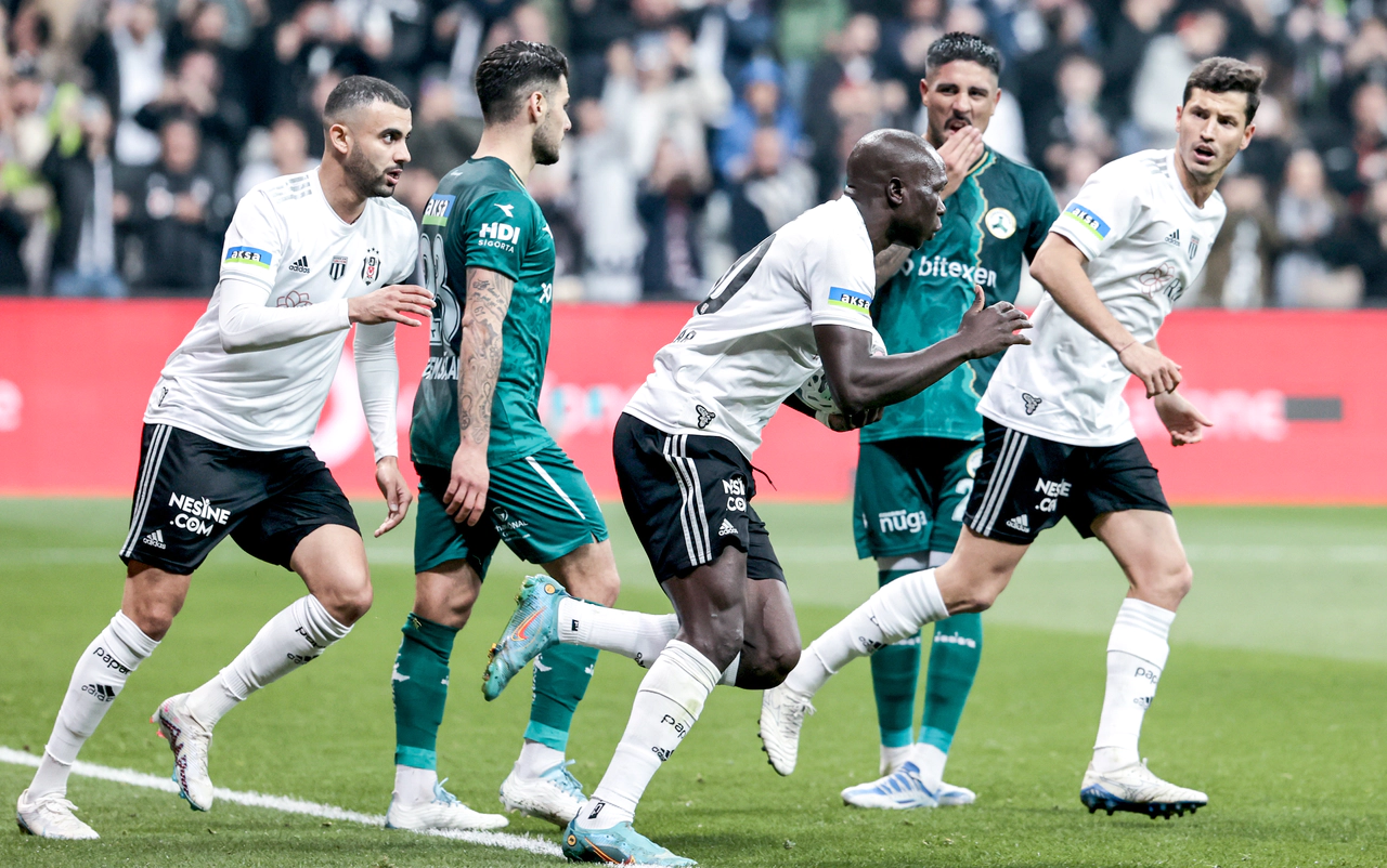 Beşiktaş 5'te 5 yaptı. Giresunspor da durduramadı