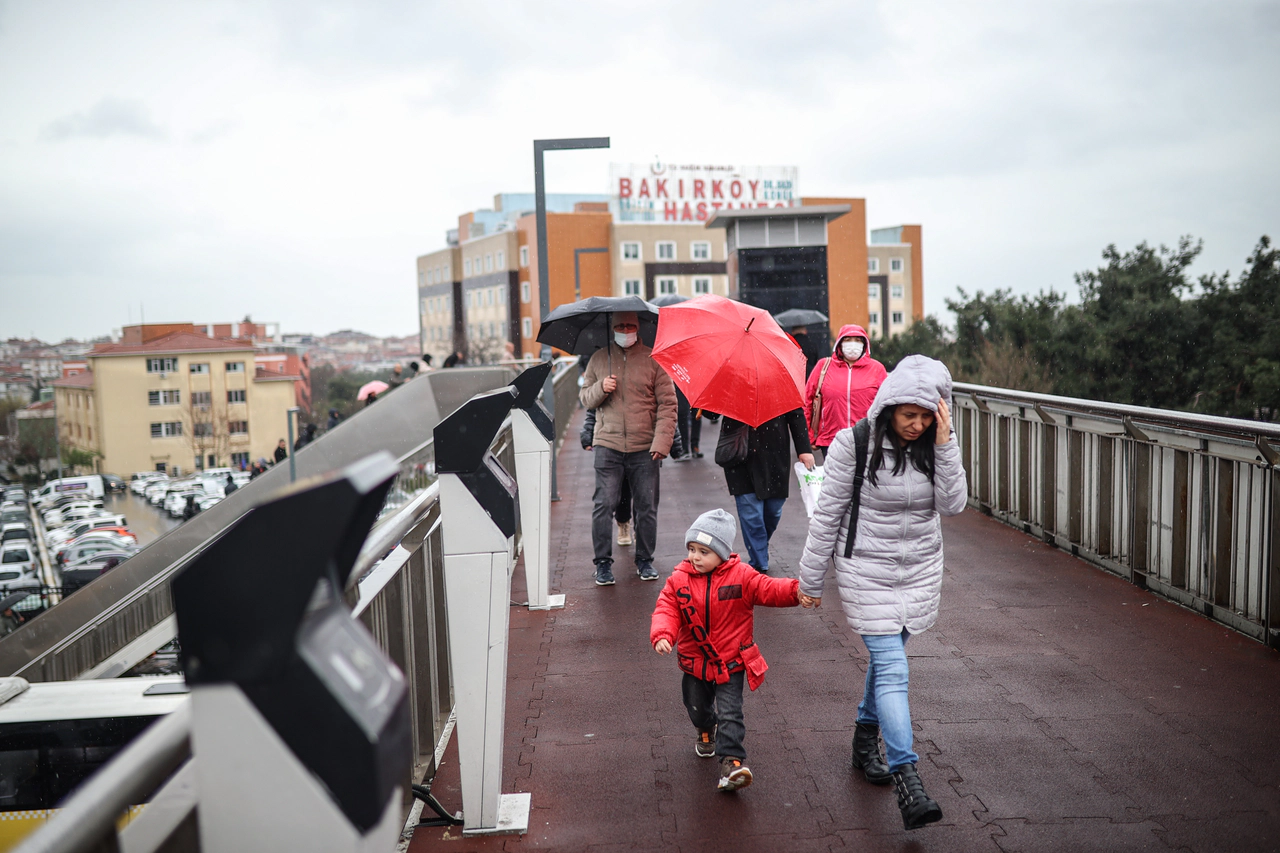 Meteoroloji harita vererek uyardı. 17 şehirde yaşayanlar dikkat: Çok yağmur yağacak