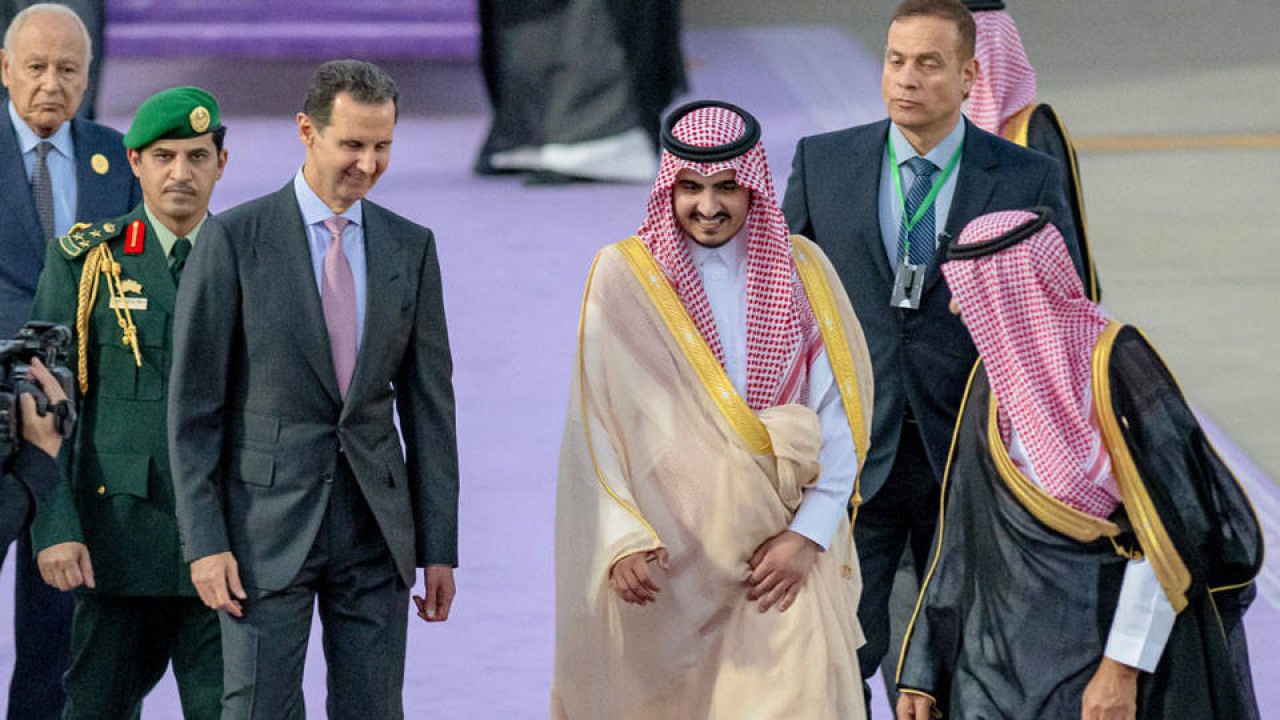 Ve Esad uluslararası arenada sahne aldı: En büyük tehlikeyi açıkladı!