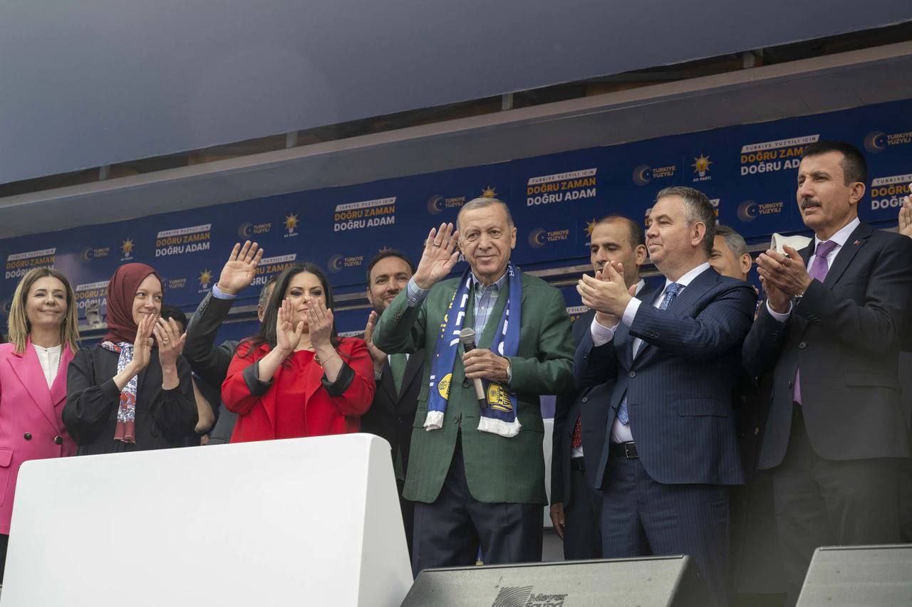 Erdoğan,  'Size buradan küçük bir tüyo vereyim' dedi ve açıkladı