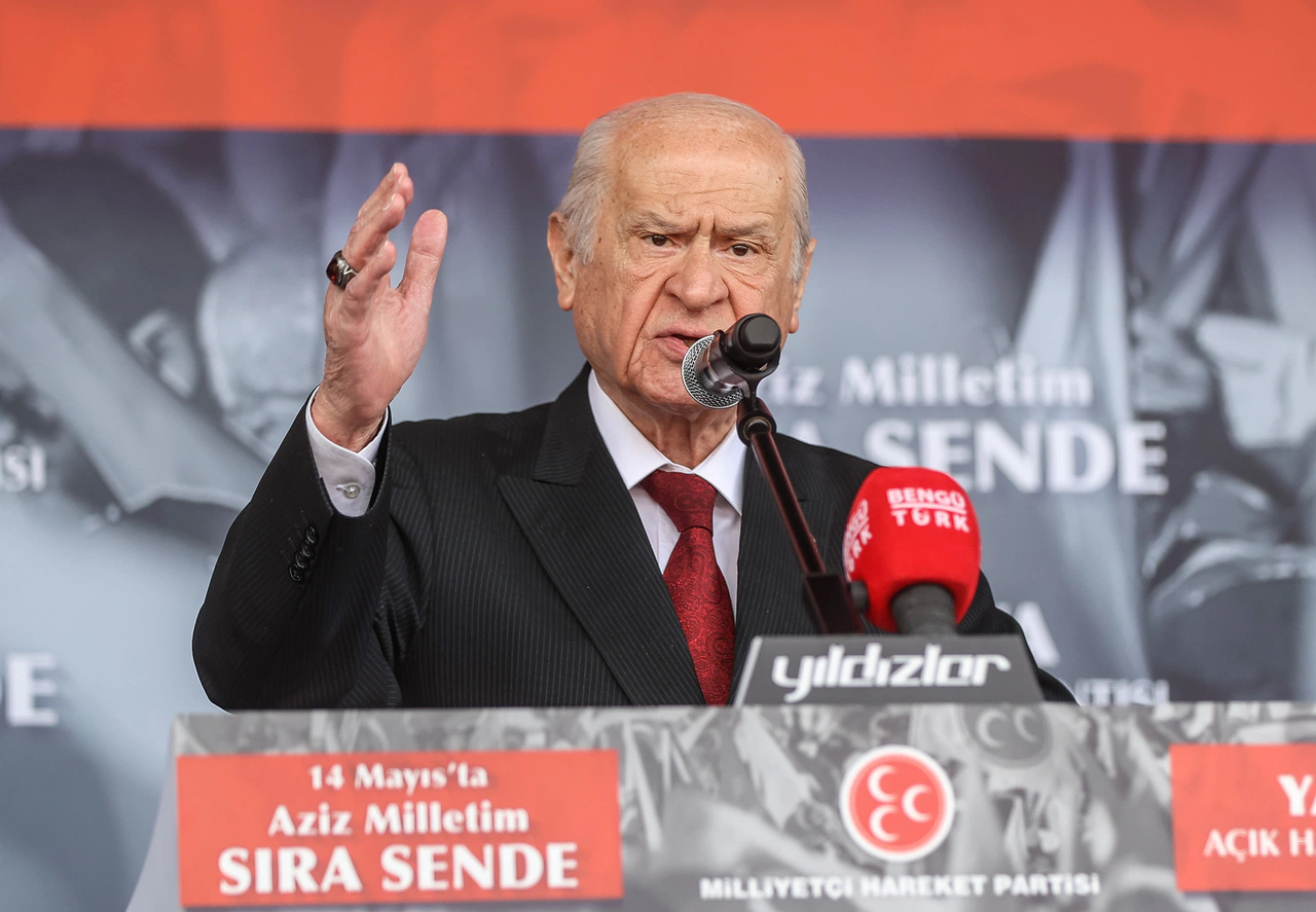 Bahçeli: Hans'a,  Sam'a,  Jonny'e Cumhurbaşkanımız Recep'i ezdirmeyeceğiz!