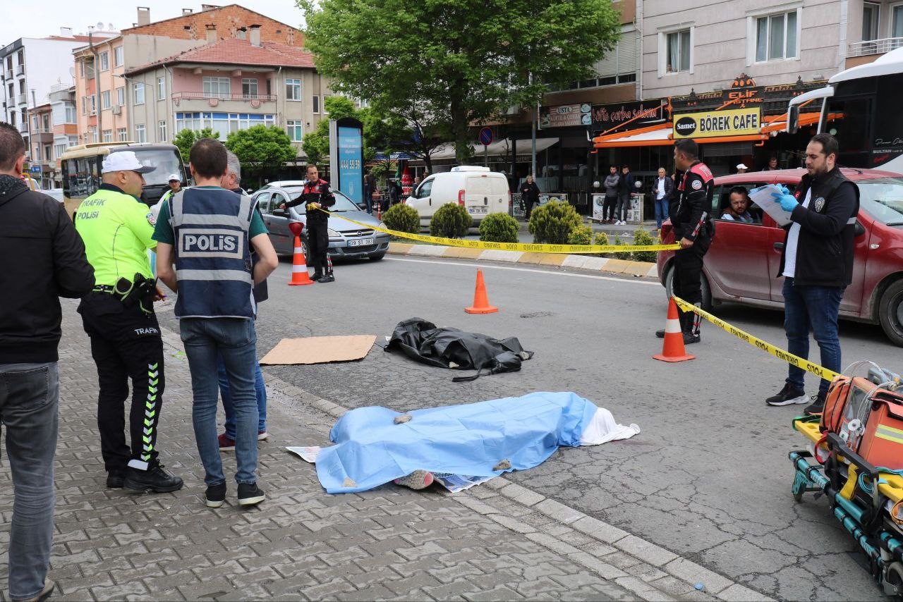 Lüleburgaz'dan acı haber: Tırın çarptığı Mualla Demircan ile torunu Yakup Can Büyükbaş öldü