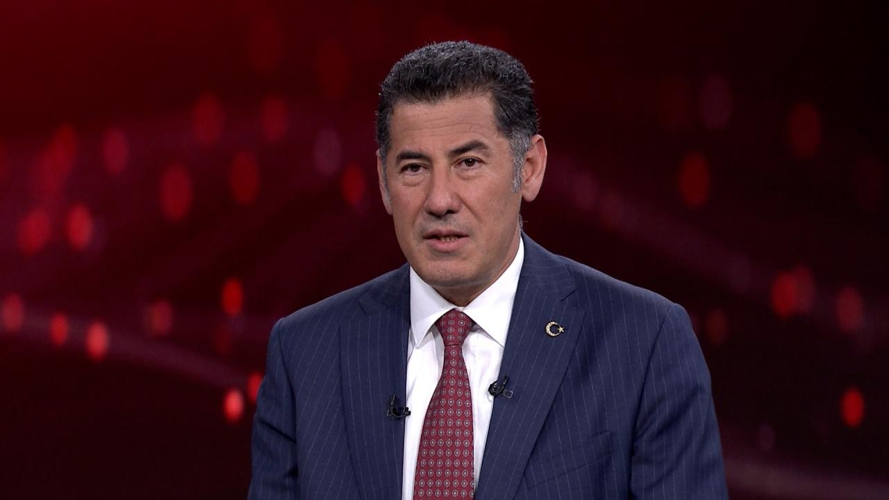 Sinan Oğan,  ilk turdan önce çıkarılmadığı için protesto ettiği TRT'de konuştu: Aliyev açıklaması