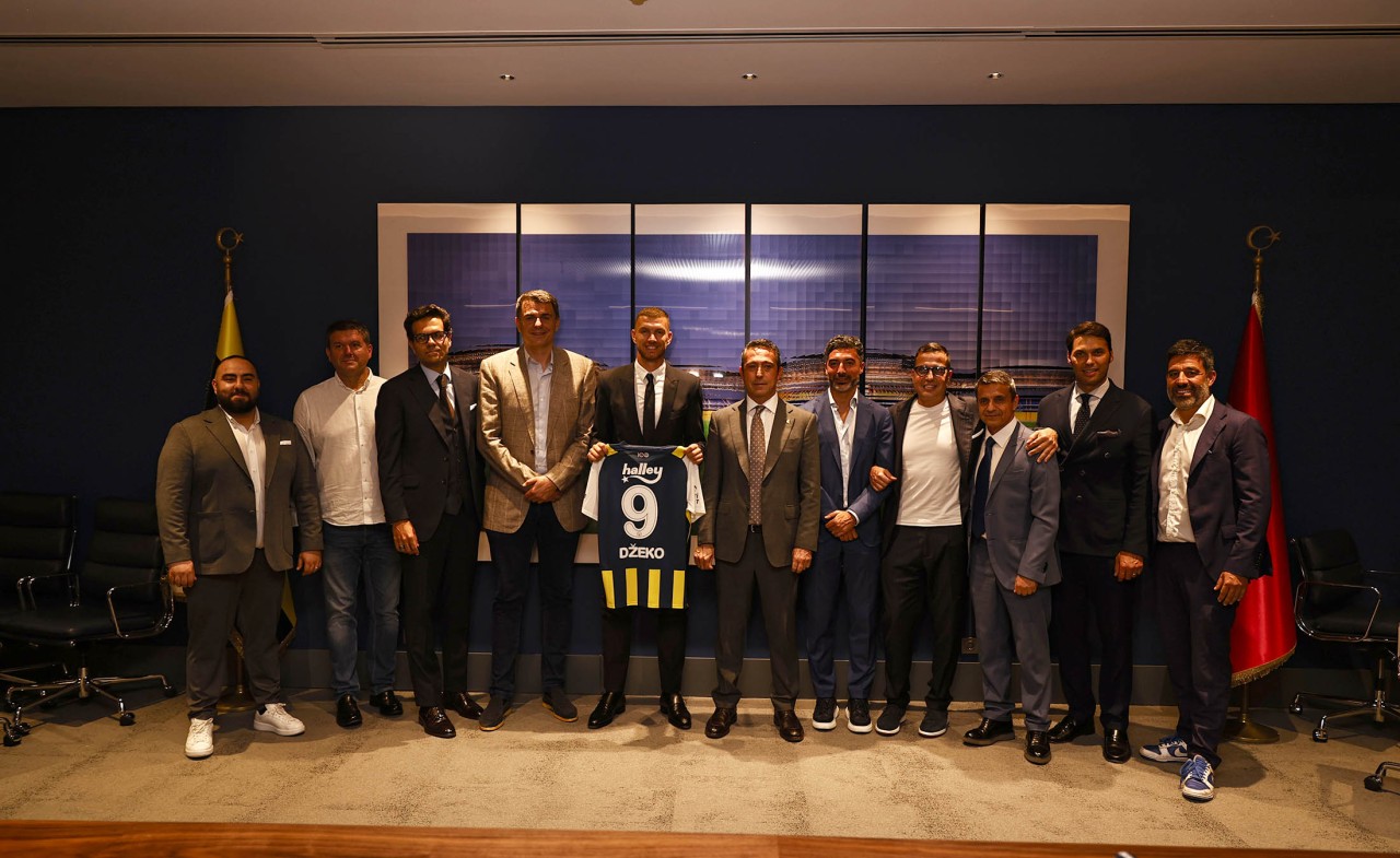 Edin Dzeko Fenerbahçe'de. Alacağı ücret 'Yok artık' dedirtti