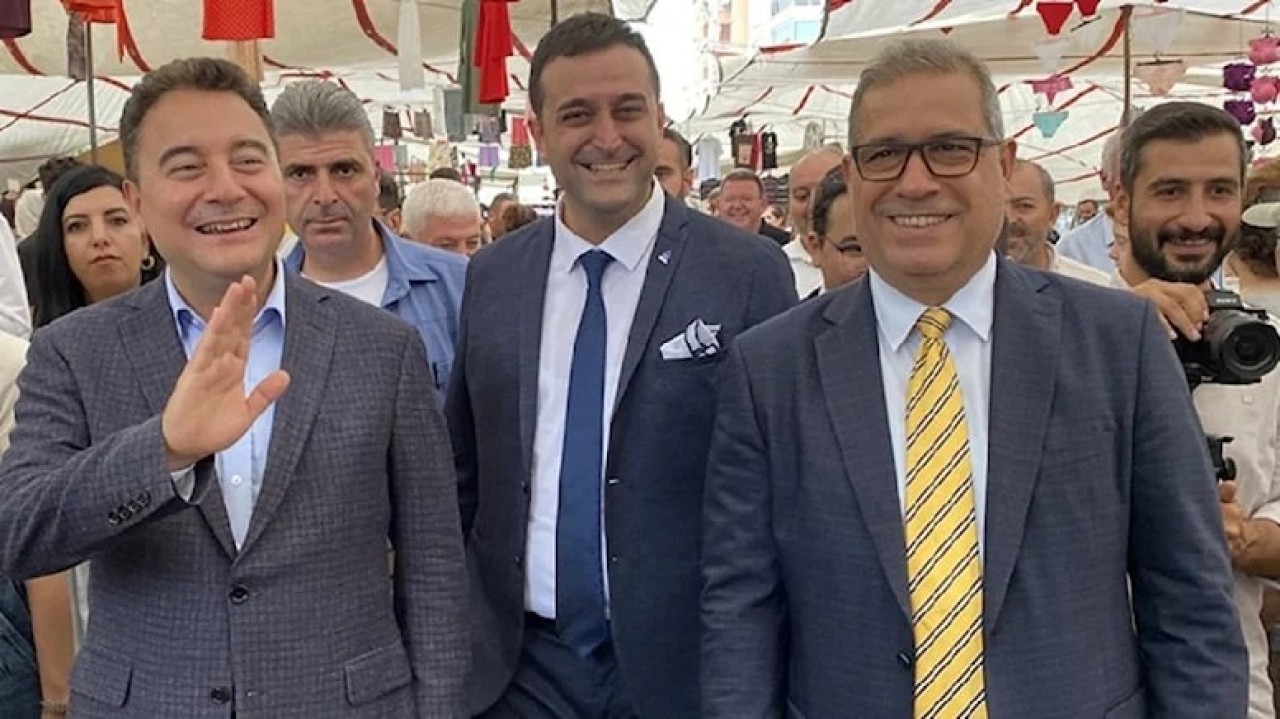 Deva Partisi'nde Ali Babacan'ı sarsan istifa. Sedat Kızılcıklı açıkladı