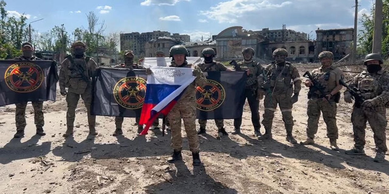 Putin zorda. Wagner baş kaldırdı: Rus topraklarına girdi