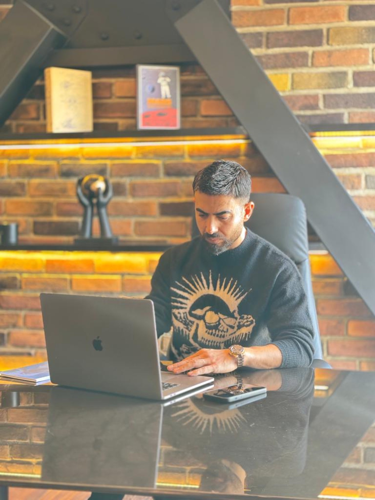 Ünlü İş İnsanı Metin Akay Kimdir?