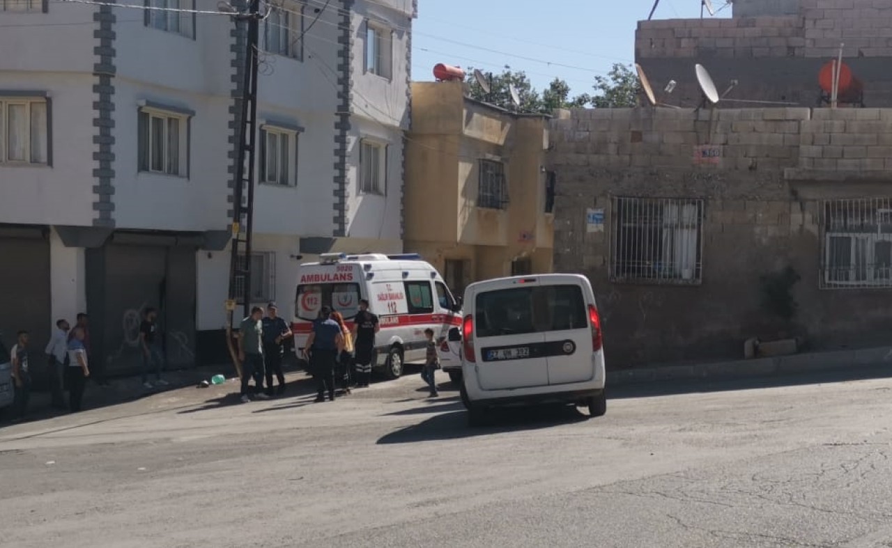 Gaziantep'te silahlı çatışma: Şahin Erşen,  Selman Çevik,  İzzet Karakoç öldü