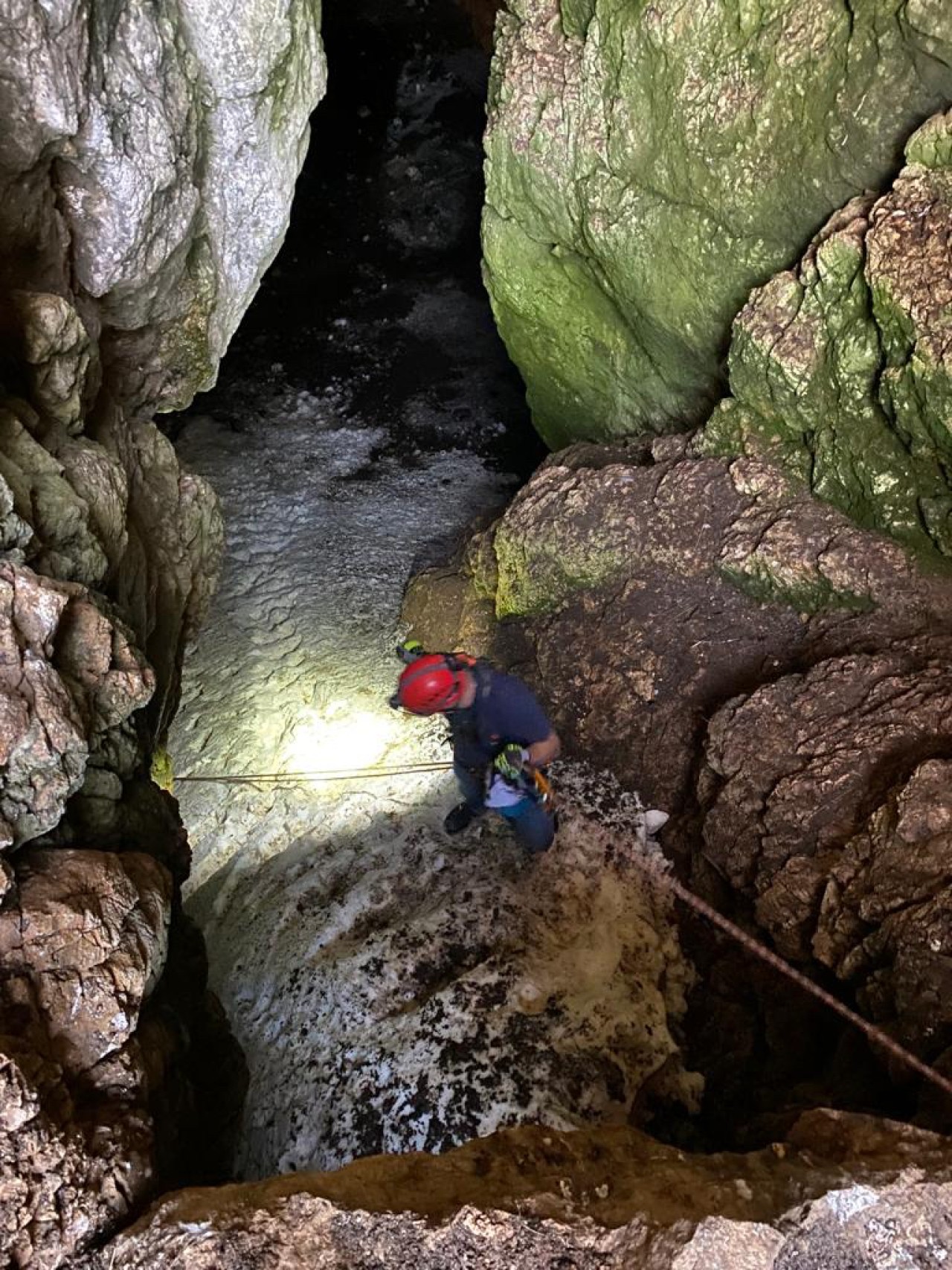 Bayburt'ta buz mağarasına düşen Mehmet Daştan öldü