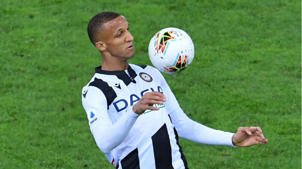 Fenerbahçe yeni transferini açıkladı. Bu gece geliyor