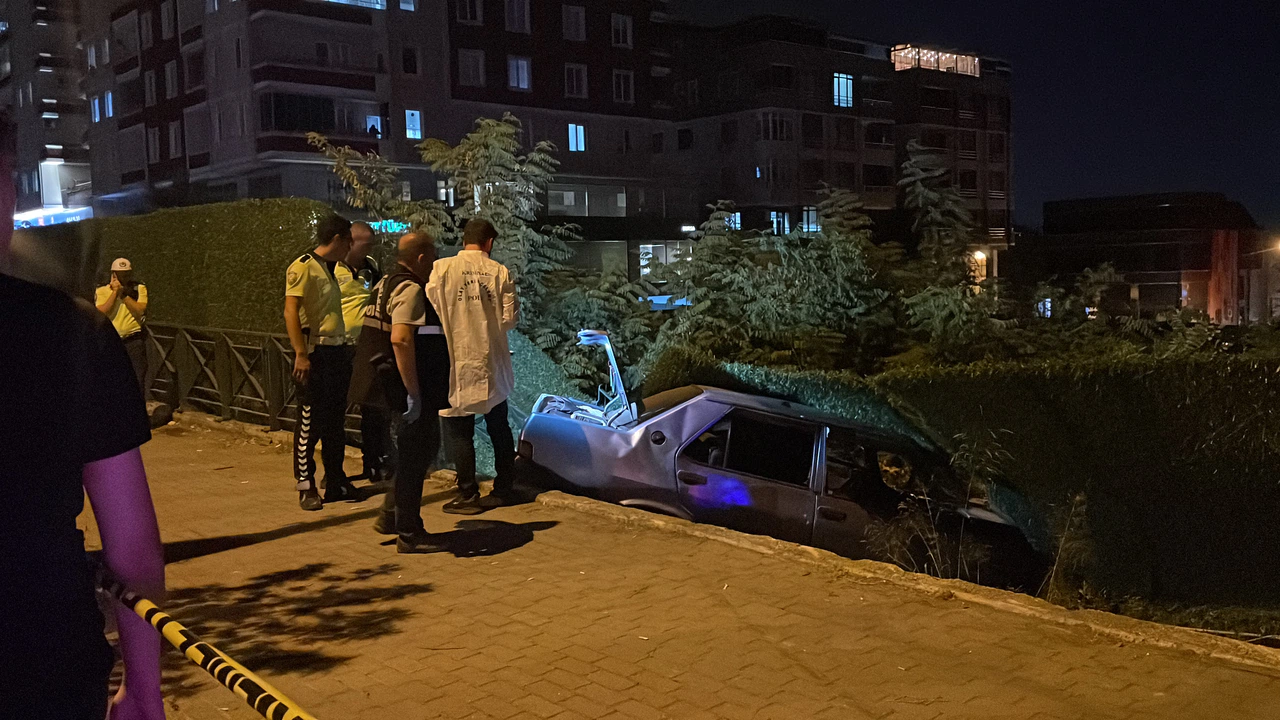 Bursa'da kaza: Serdar Sezgin öldü. Oktay Boro ve Onur Karaorman yaralı