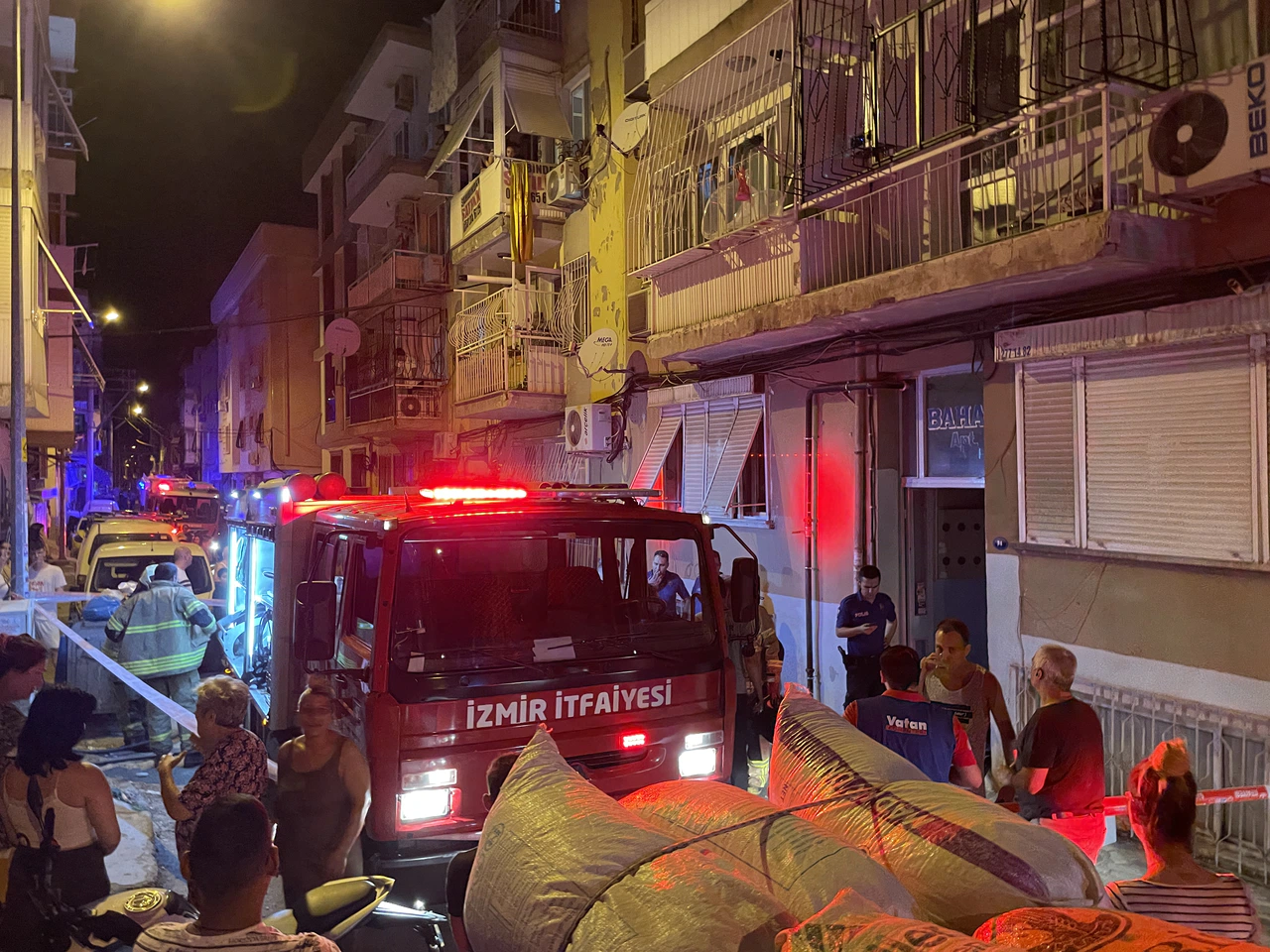 İzmir'de evde çıkan yangında Hasan Akbaş öldü