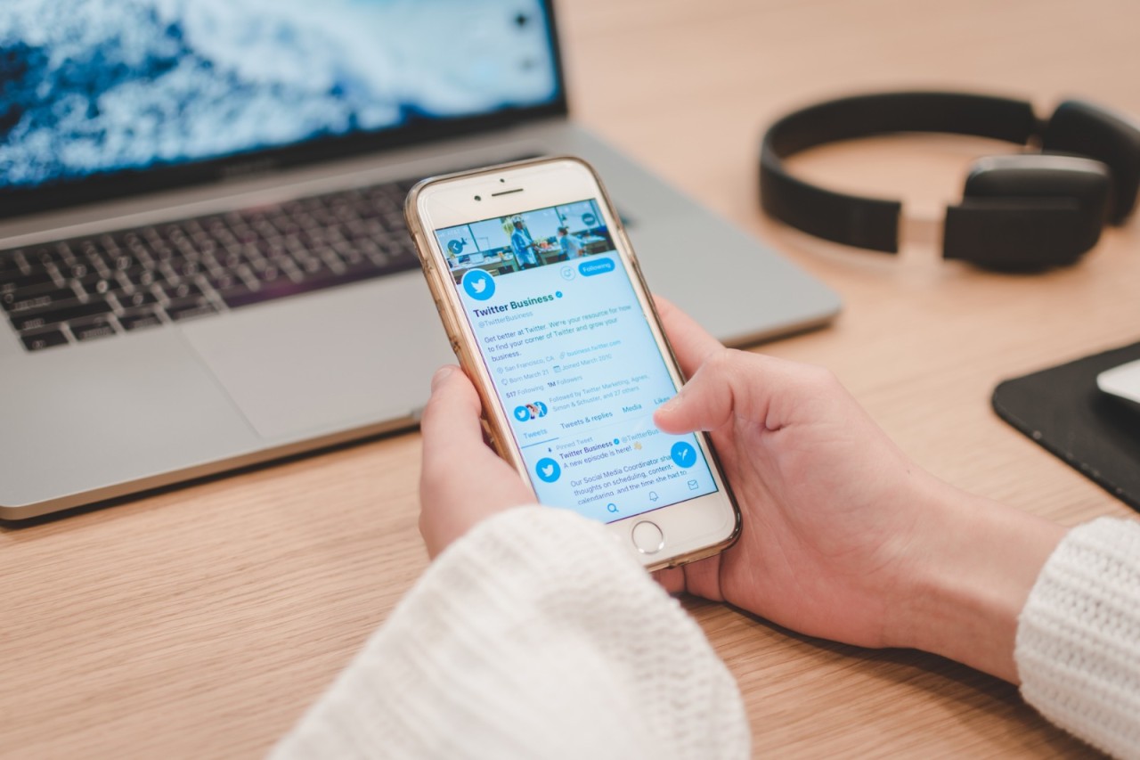 Twitter'a Türkiye'de flaş yasak