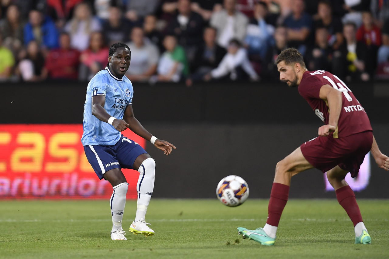 Adana Demirspor,  Cluj deplasmanında avantajı kaptı