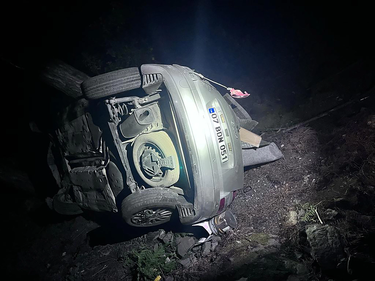 Alanya'da kaza: 9 yaşındaki Erdem Aydın öldü. Aracı kullanan annesi ve 2 kardeşi yaralandı