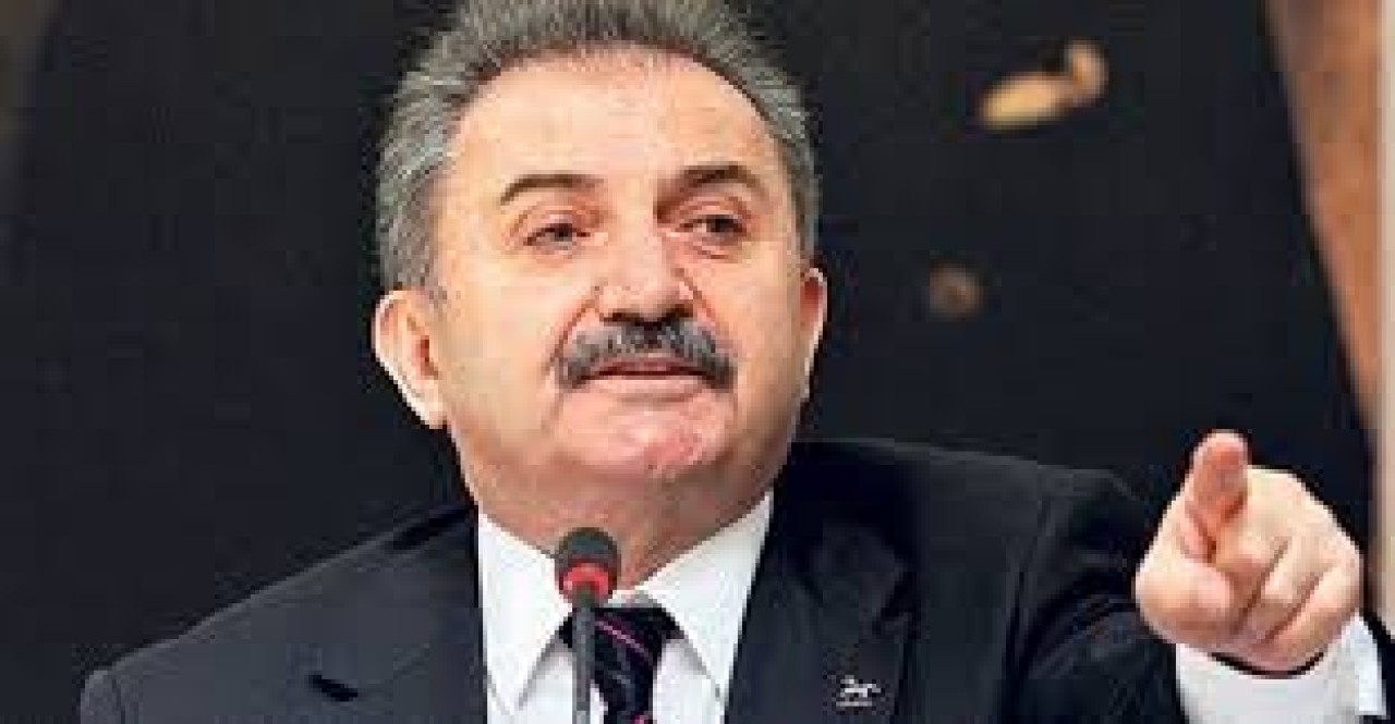 Türkiye'de yeni bir siyasi parti daha kuruldu. Eski bakan başına geçti