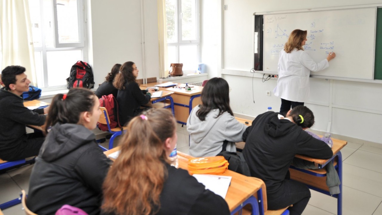 Liselerle ilgili flaş karar Resmi Gazete'de