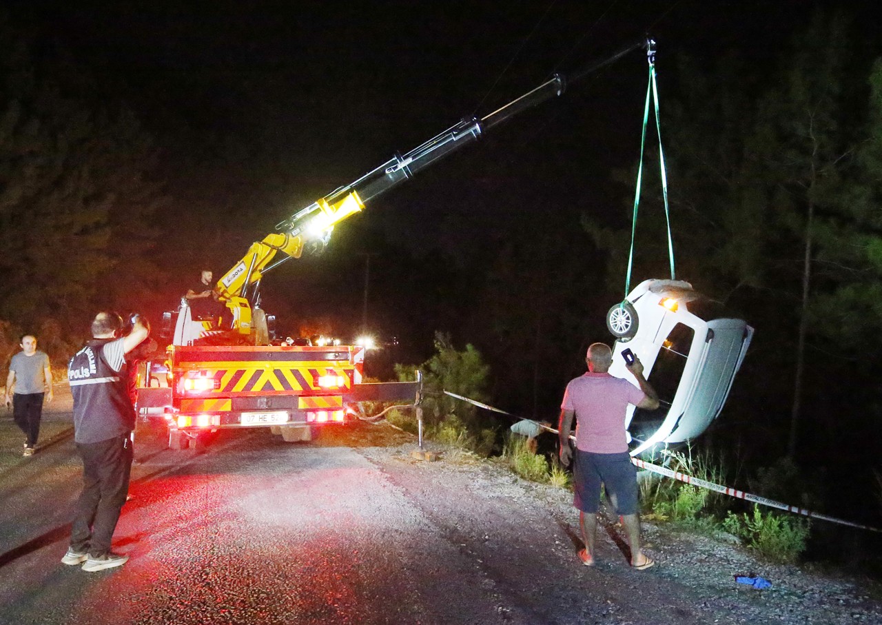 Alanya'da cesedi uçuruma yuvarlanmış araçta bulundu: Mustafa Turaç öldü