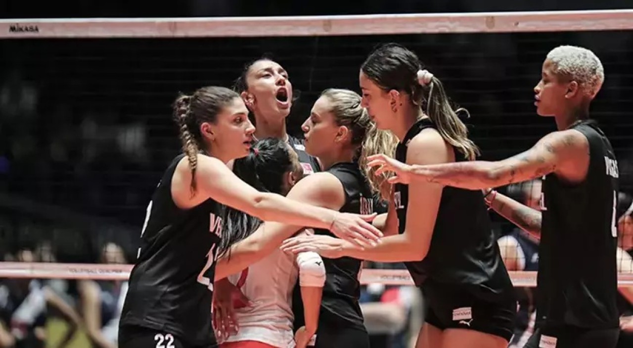 Atatürk'ün kızları Arjantin'i de ezdi geçti