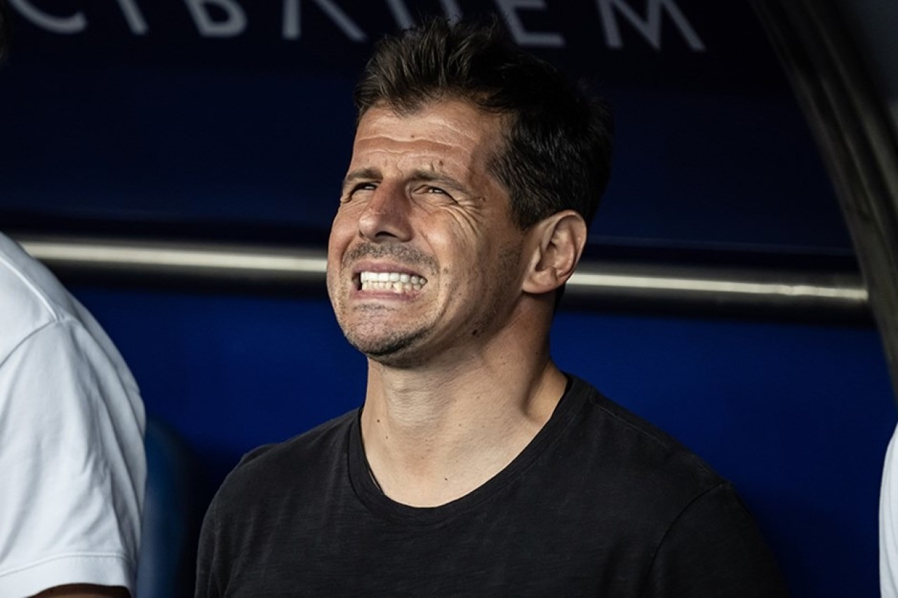 Emre Belözoğlu'nun görevine son verildi