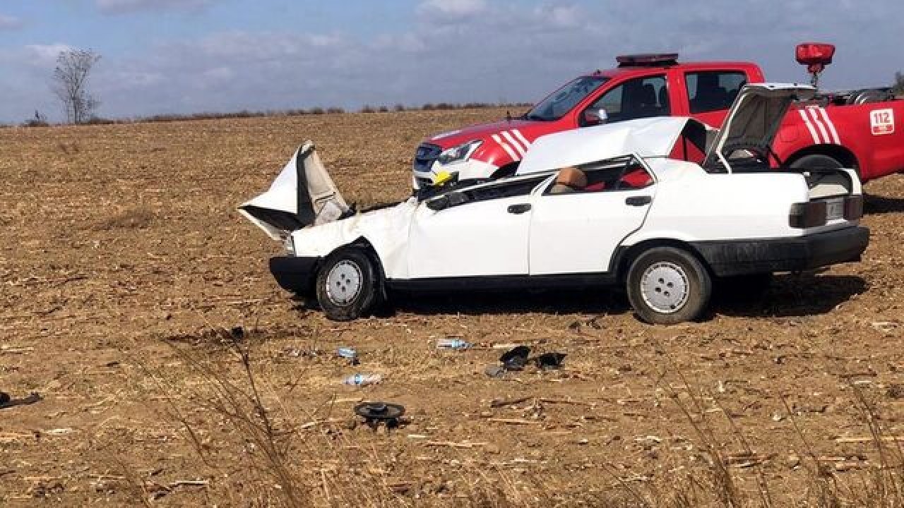 Tekirdağ'da otomobil takla attı: Kübra Özen öldü