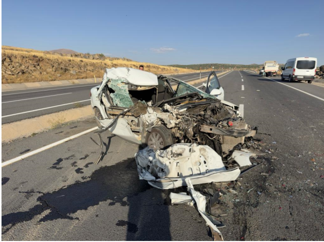 Elazığ Bingöl yolunda feci kaza! Medeni Coşkun ve Resul Çiğci yaşamını yitirdi
