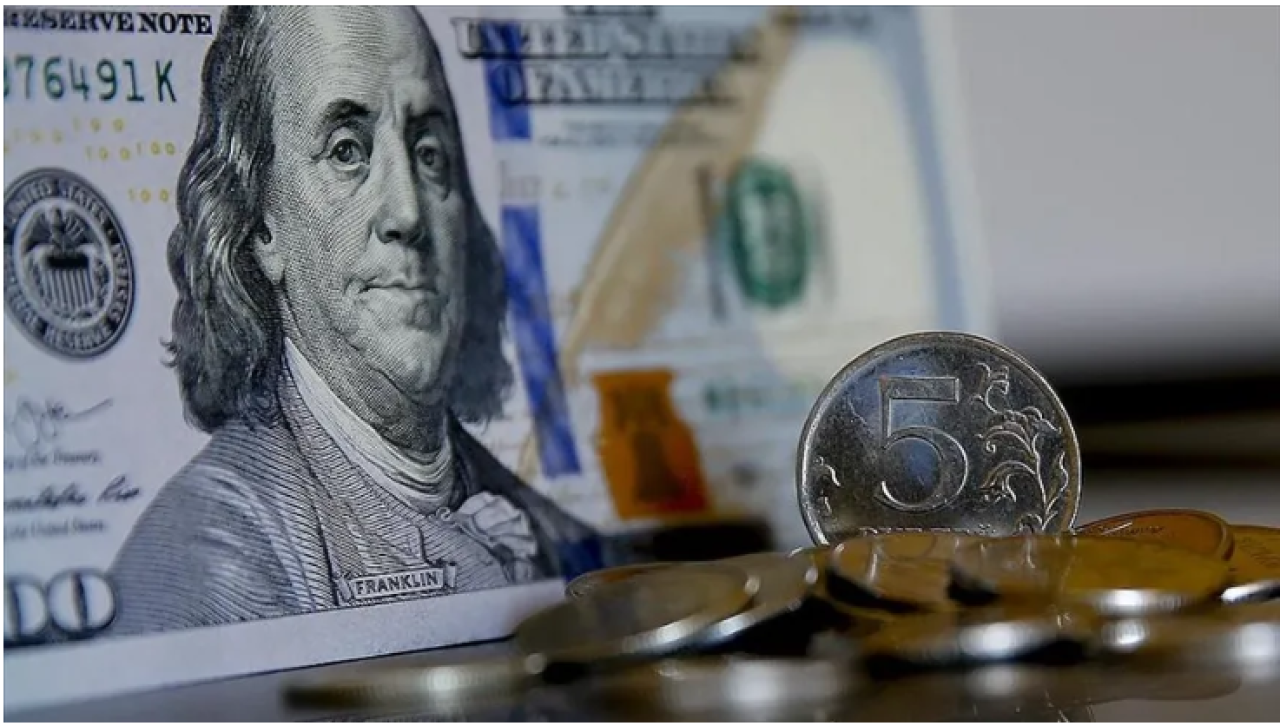 Dolar ve eurodan zirve rekor!