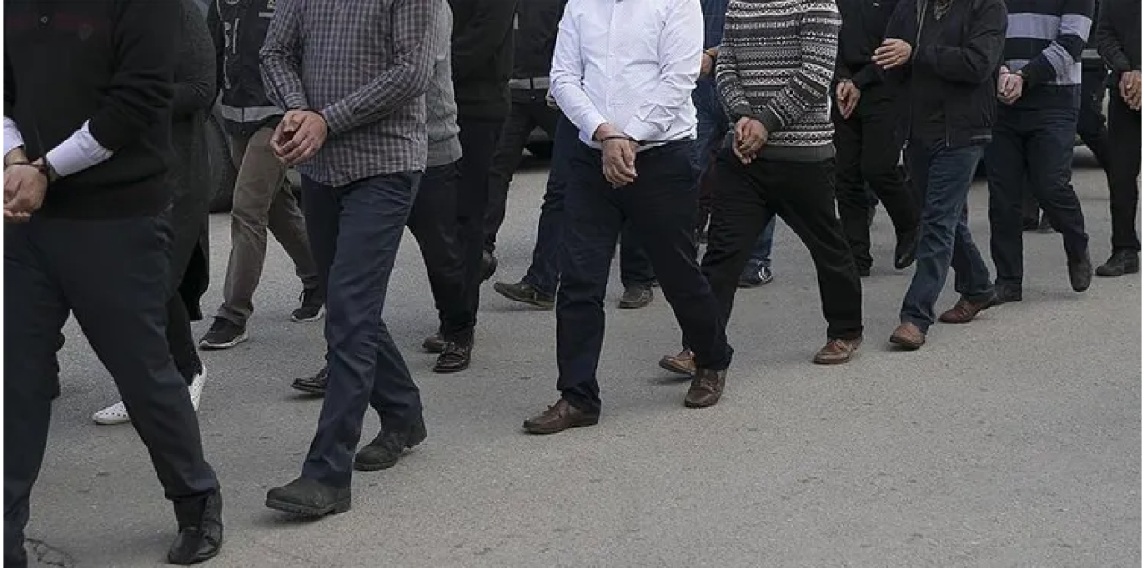 FETÖ'ye ‘sınav soruları’ operasyonu