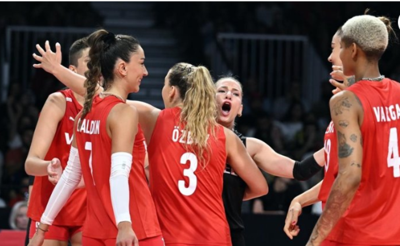 Filenin Sultanları'ndan bir başarı daha geldi  : Bulgaristan'ı mağlup ettik