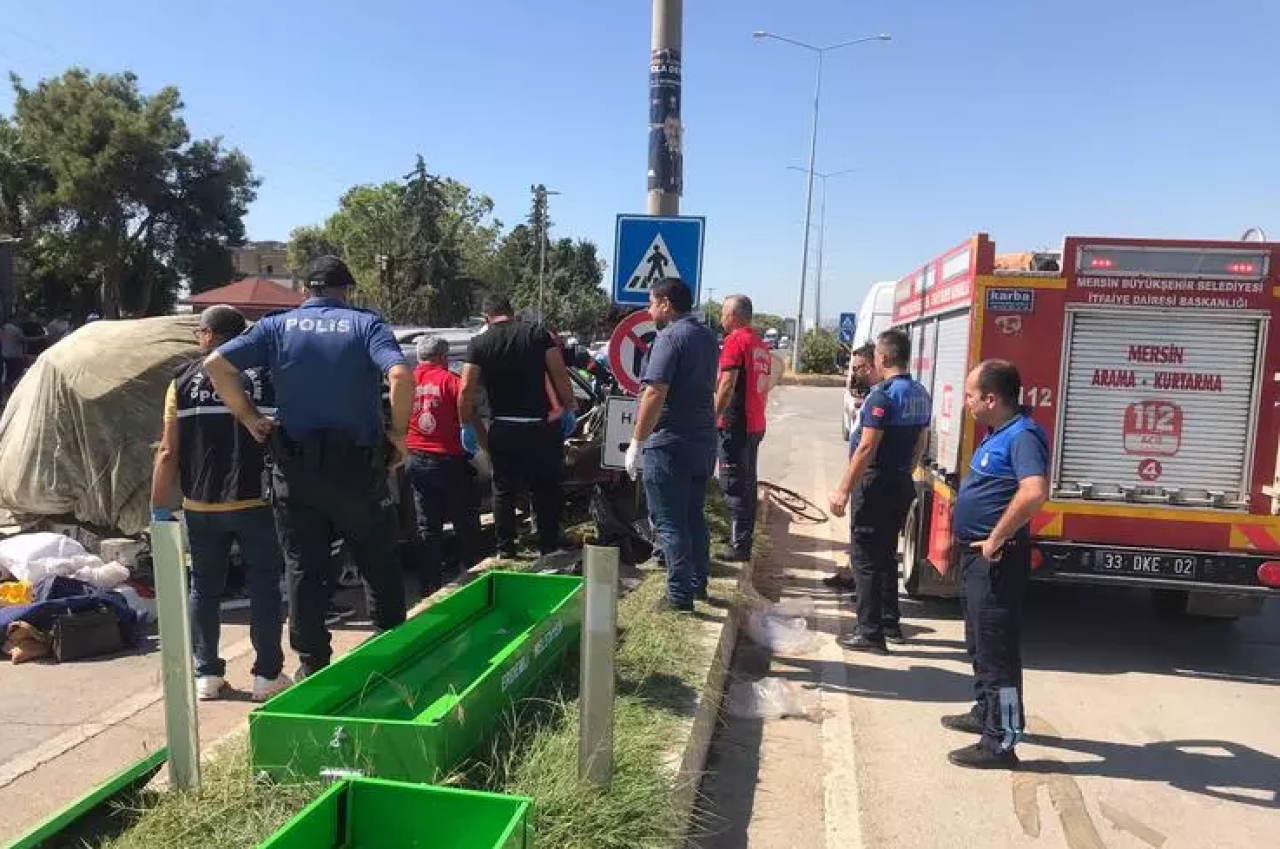 Mersin'de Kahreden haber:  Cahit Çağlayan ve ailesinden 3 kişi yaşamını yitirdi.