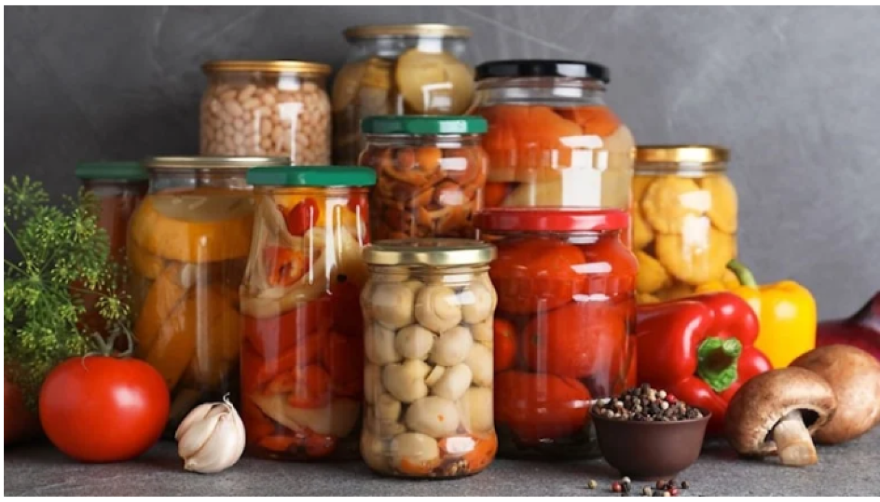 Ev tipi  konserve canlarına mal oldu