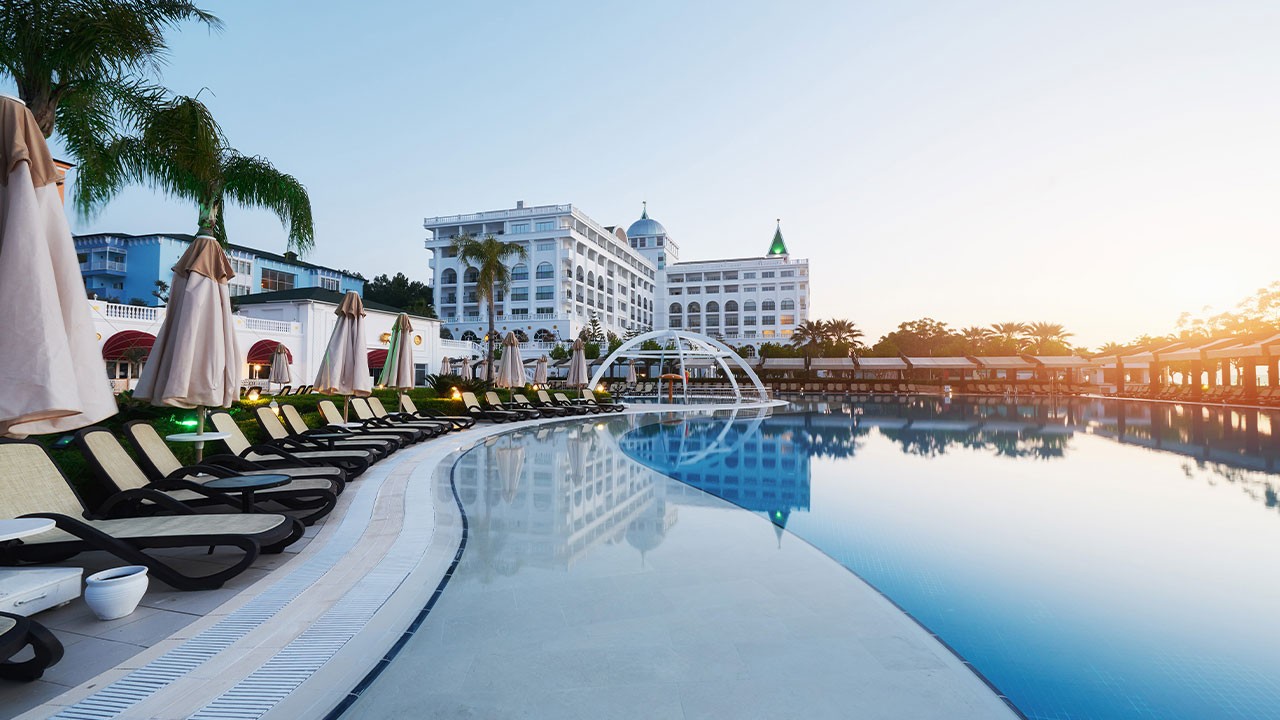 Otel Web Sitesi Tasarımı: Online Başarınızı Garanti Altına Alın!