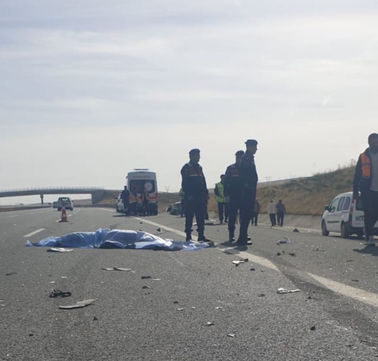 Aksaray'da lastik değiştirirken Neylan Akalın çarptı: Ömer Kocaöz ve Emir Çelik öldü