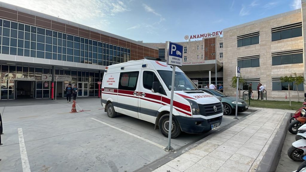 Anamur'da kız kardeşini ve ailesini katletti. Serap Aktağ,  Murat Aktağ ve Mücahit Aktağ öldü