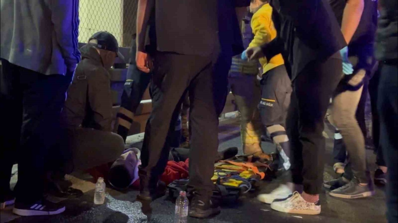 Güngören'de lüks cip kaza yaptı. 19 yaşındaki Muhammet öldü