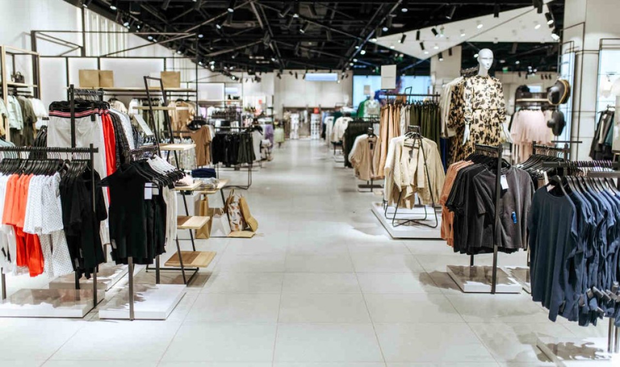 130 mağazası olan giyim devi iflas etti!