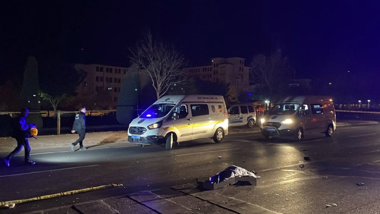 Konya'da korkunç kaza: Emine Atalay,  Fadime Aslan,  Sultan Aslan ve 2 çocuk öldü