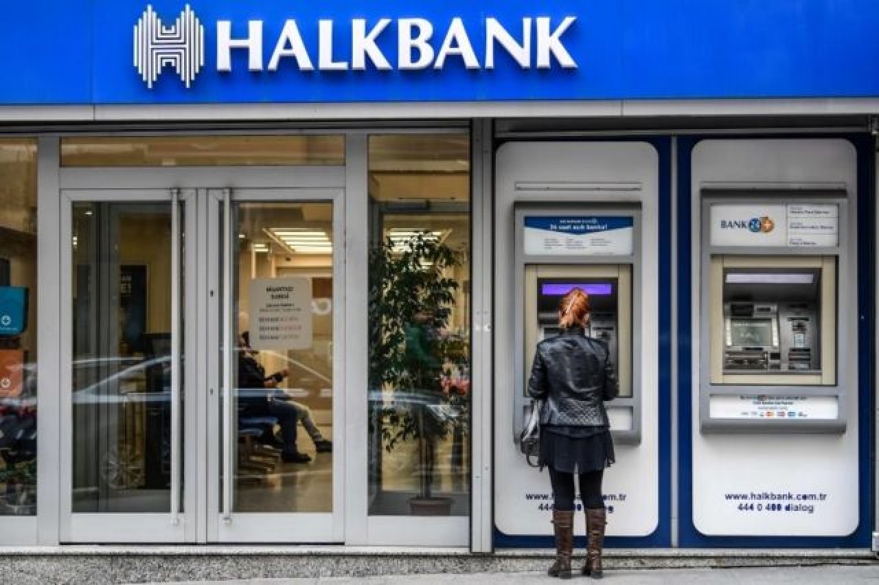 Halkbank'tan milyonlarca müşterisine flaş uyarı. Telefonlarına yolladı