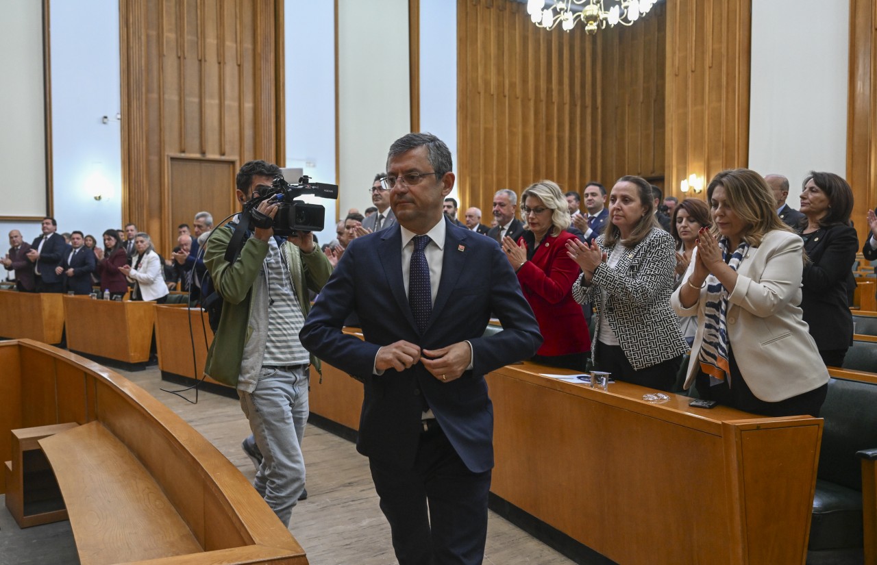 Özgür Özel: Bu bir darbe girişimidir