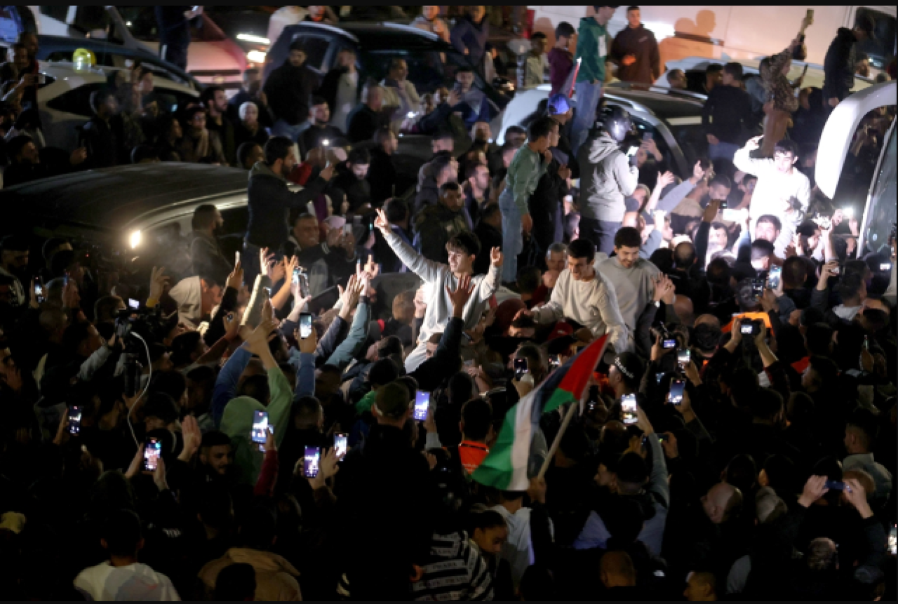 Biden: 'İsrail ile Hamas arasındaki insani ara uzatılabilir'