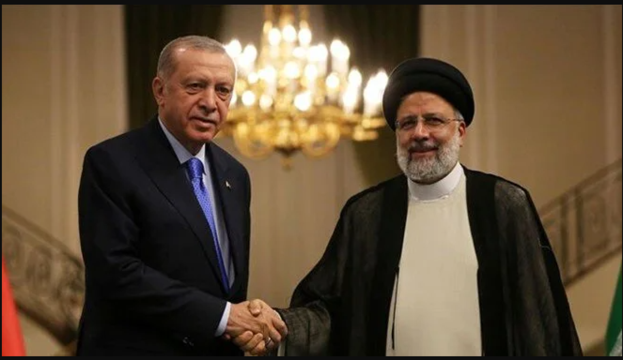 Cumhurbaşkanı Erdoğan İran Cumhurbaşkanı ile bir araya geldi