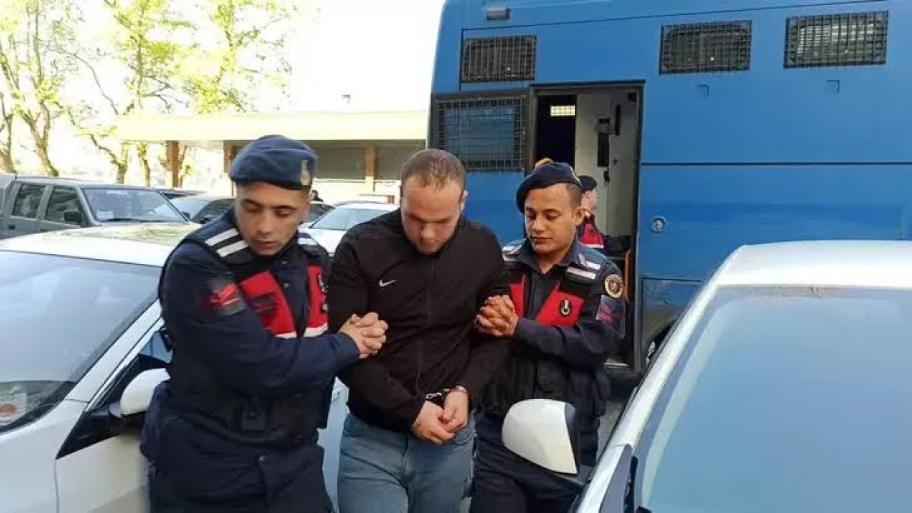 İki erkek çocuğunu istismar eden sapık için verilen karar adliyeyi karıştırdı