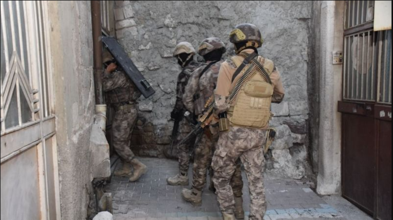 Bakan duyurdu: 5 bin 309 firari yakalandı!