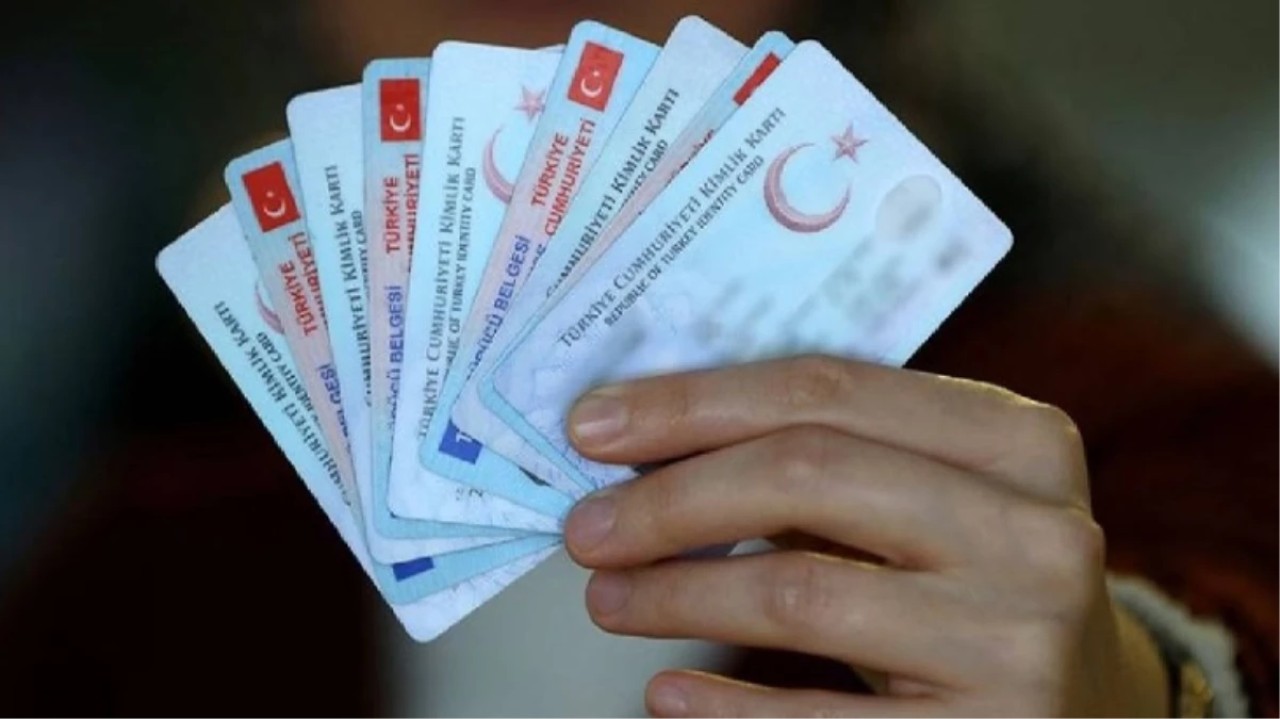 Yeni kimlik,  pasaport ve ehliyet ücretlerine zam geliyor!